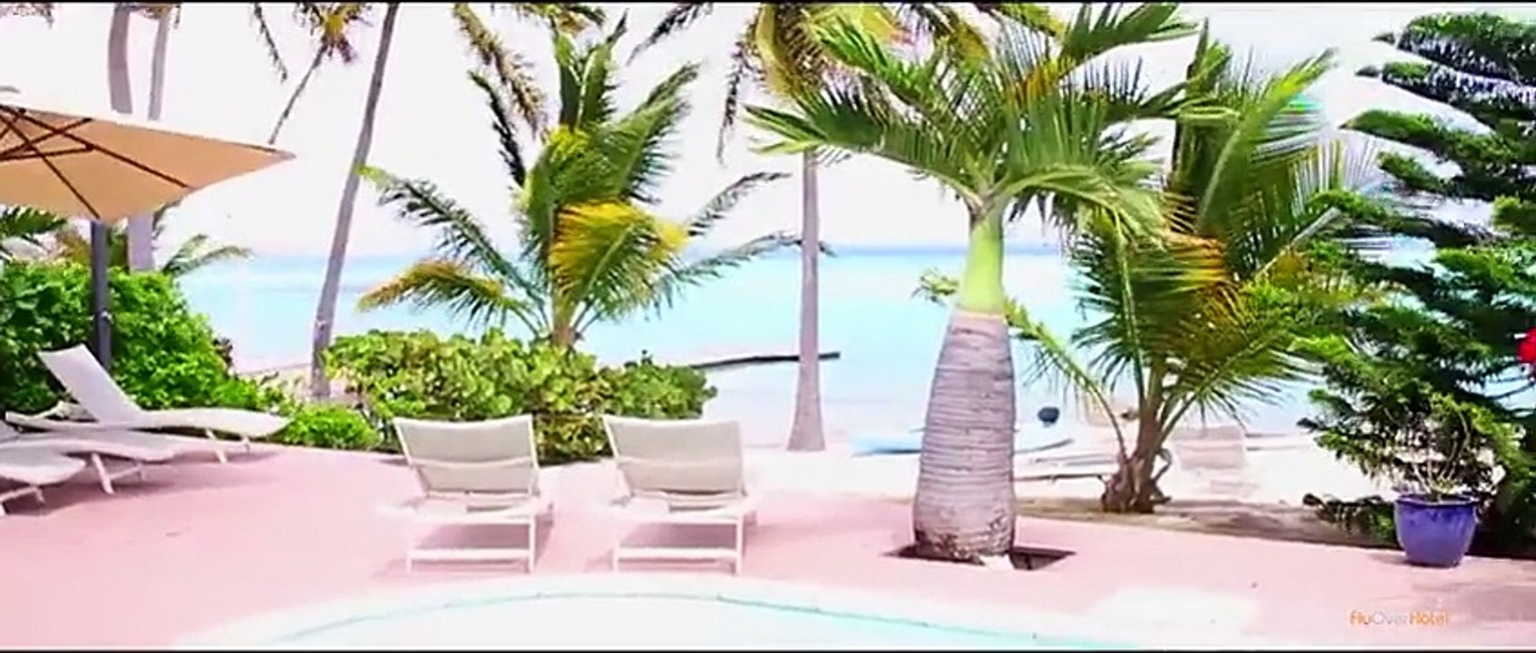 Nos Villas de luxe filmées par des drones au dessus du Lagon de Guadeloupe