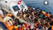 سیل پناهجویان به سواحل ایتالیا