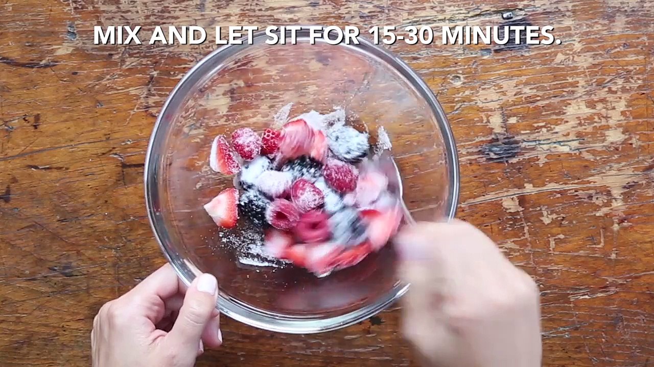How to Macerate Berries
