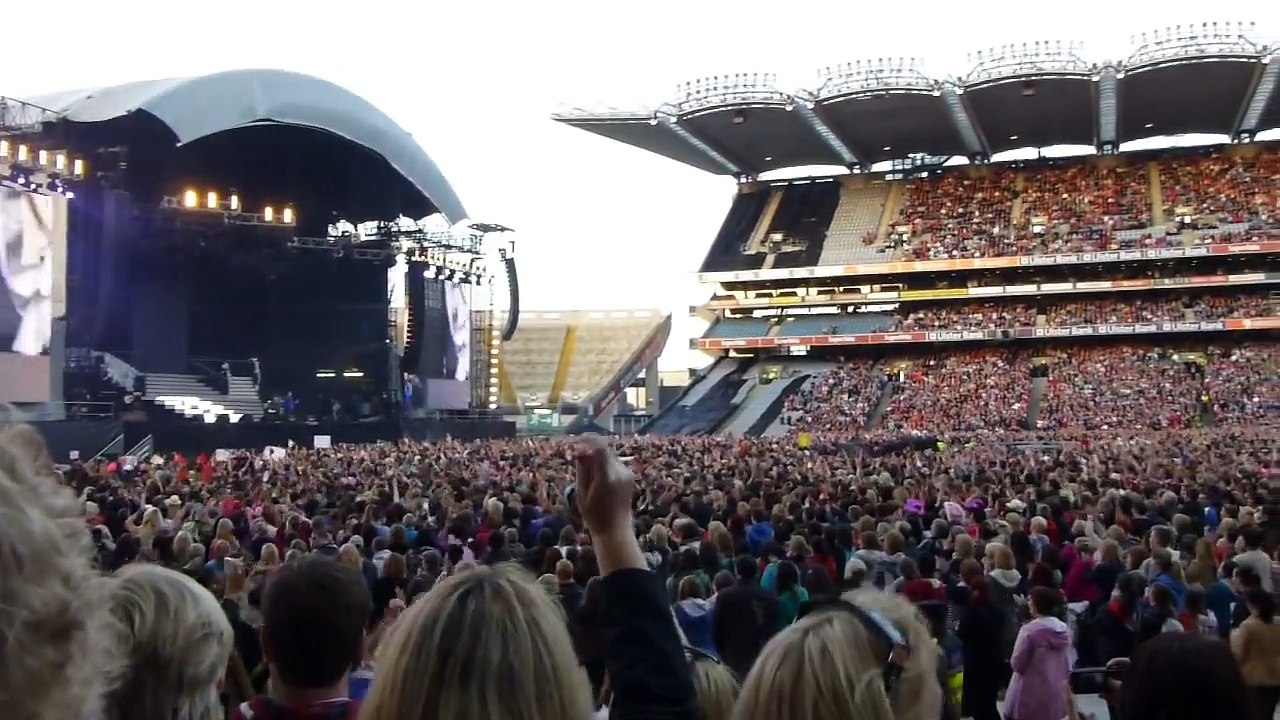 Westlife - Queen Of My Heart + FAMILIES - Croke Park 22.06.2012