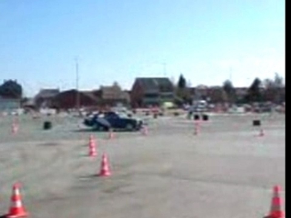 MOV00337 drift opel...