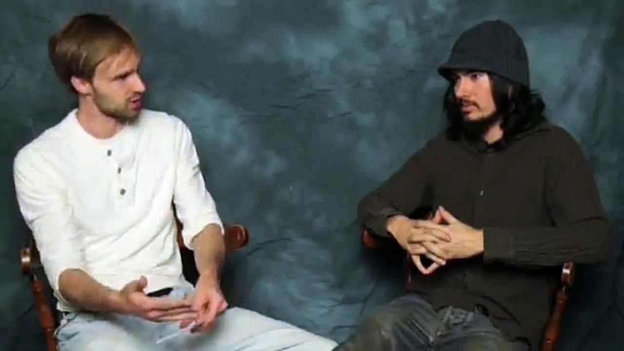 "Mad World" Interview Gary Cairns "Cory"/ James Le