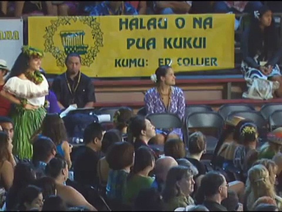 Tiana-Lynn Manuel - Merrie Monarch 2012 (Kahiko)