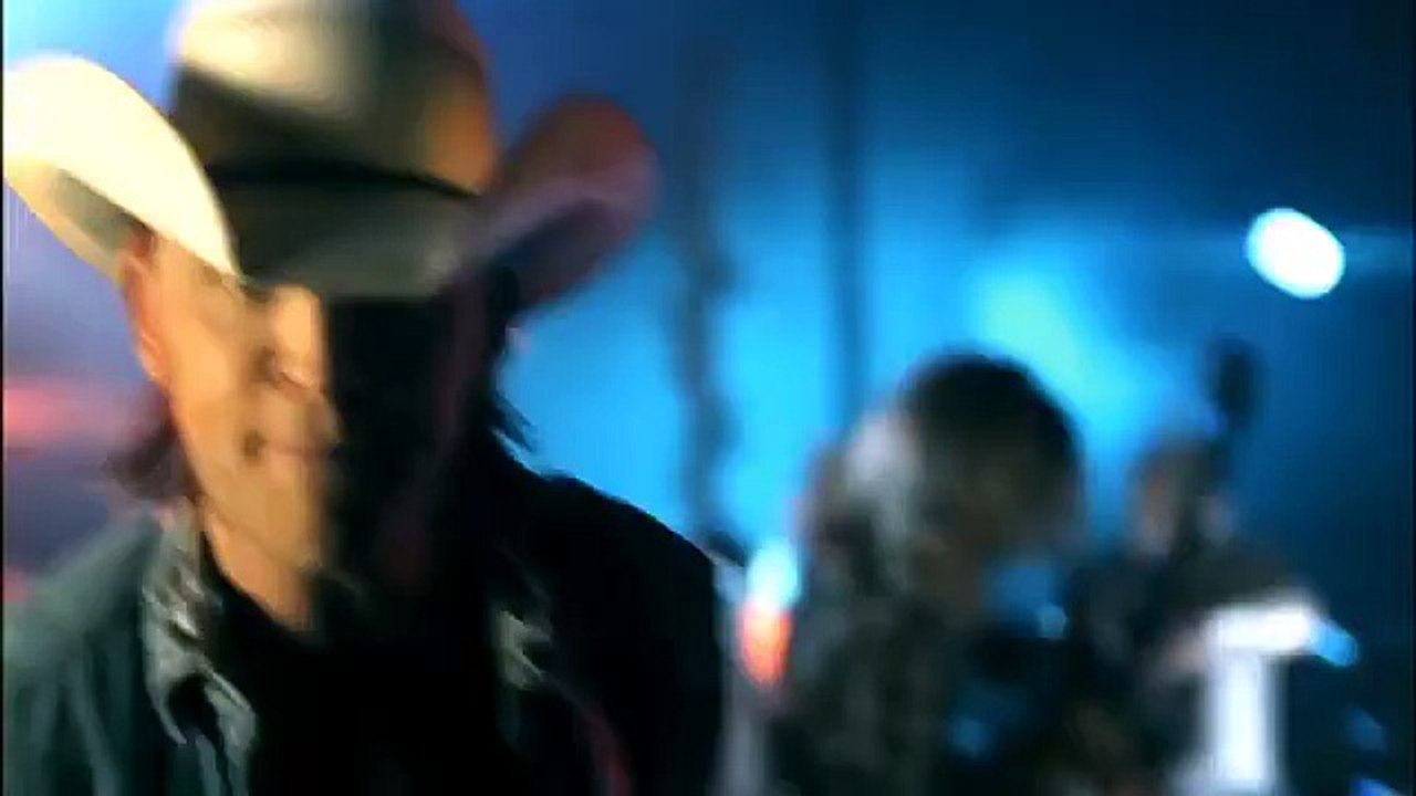 Justin Moore - Backwoods