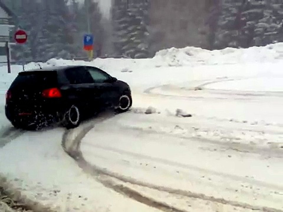 VW Golf V drift 4motion