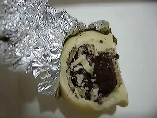 Bombom Ouro Branco Lacta Kraft com larvas