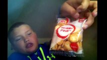 American Boy tries Japanese Junk food
