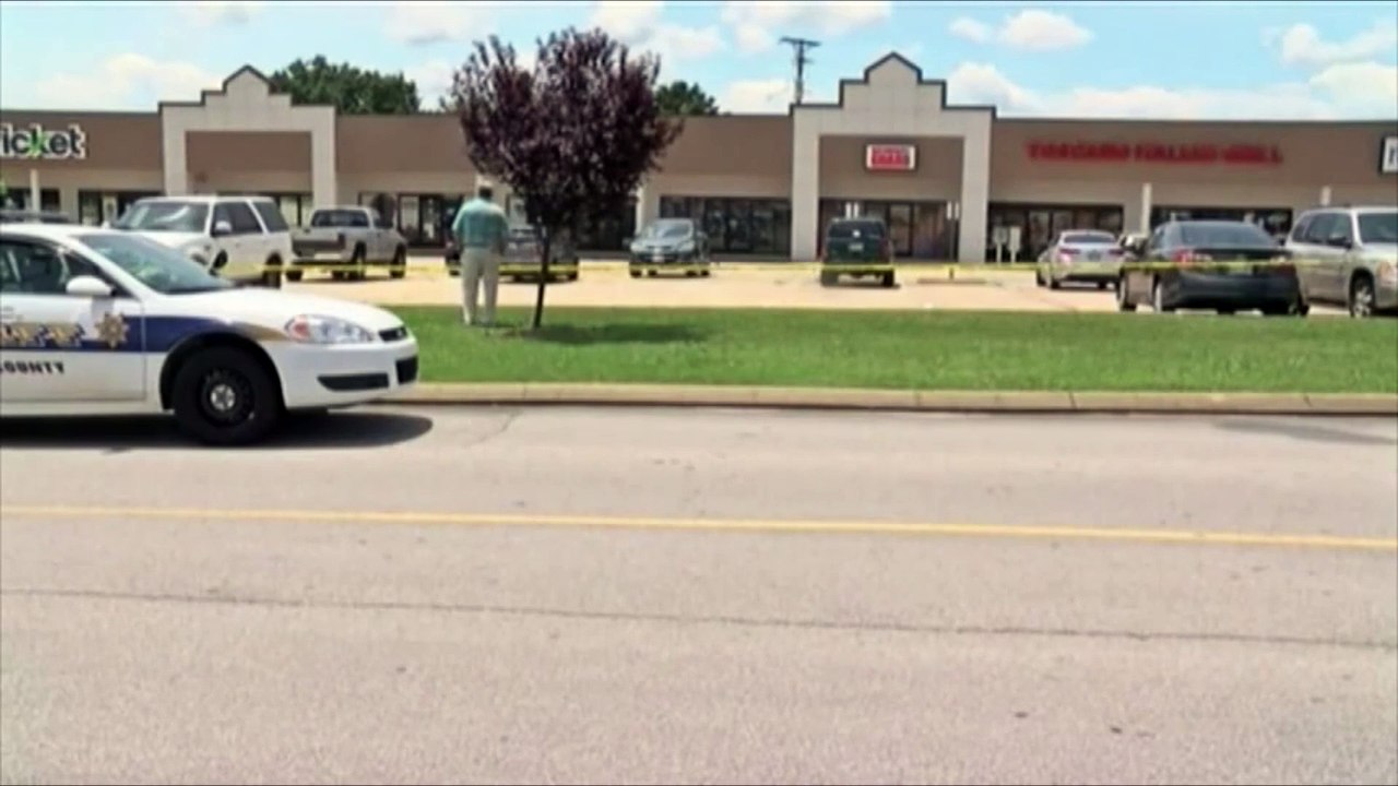 Fusillades aux Etats-Unis : quatre marines américains abattus dans le Tennessee