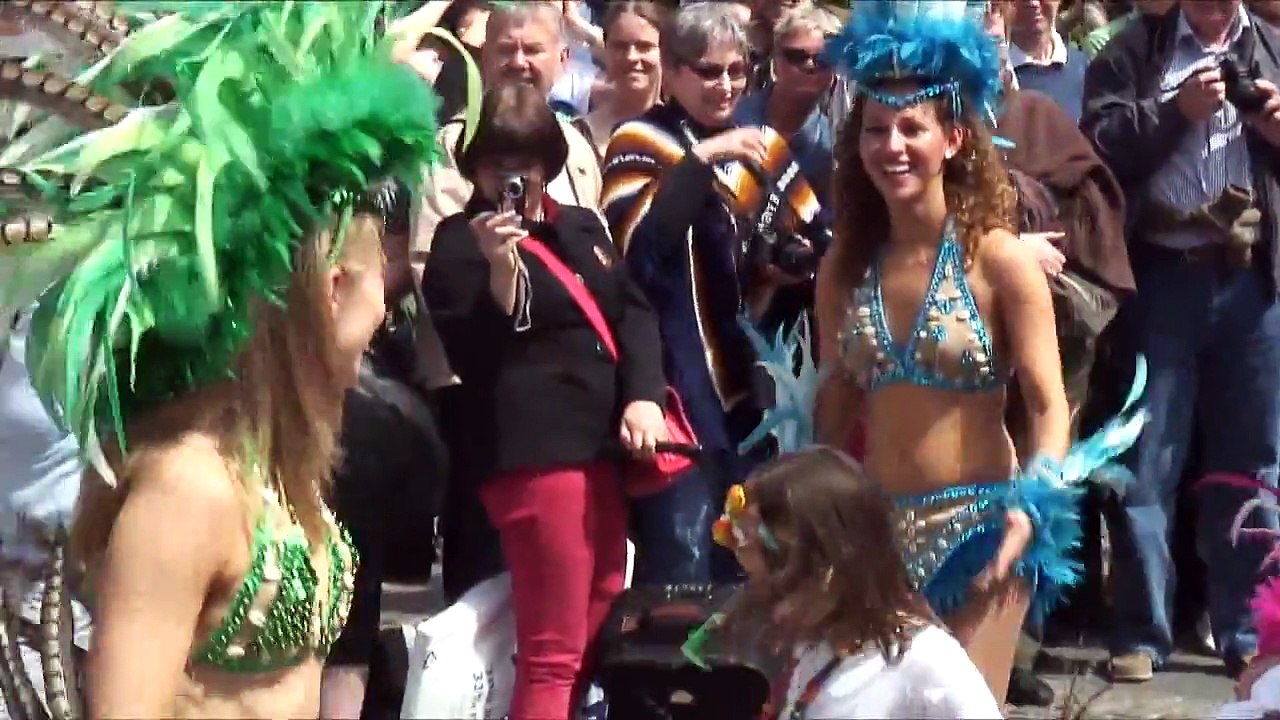 Copenhagen Carnival 2009 - Entire Parade in HD #1/5