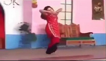 Nida Chaudhary Latest Mujra Dance