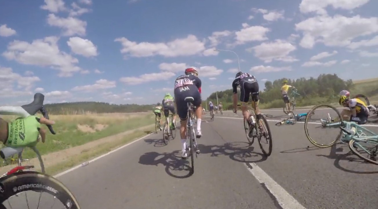 Cinq chutes filmées en caméra embarquée sur le Tour de France