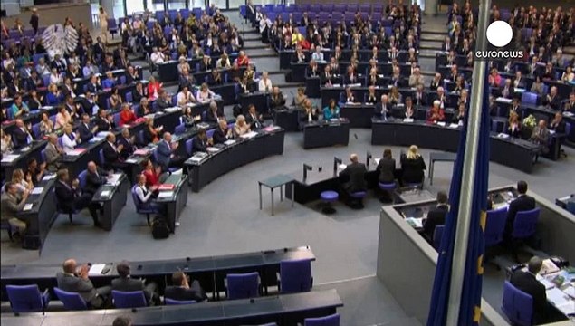 Germania: Bundestag riunito per il piano di aiuti alla Grecia