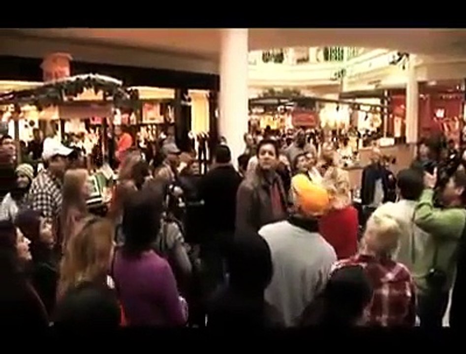 Flash Mob Christmas Carol at Mall - MUST SEE! - video Dailymotion