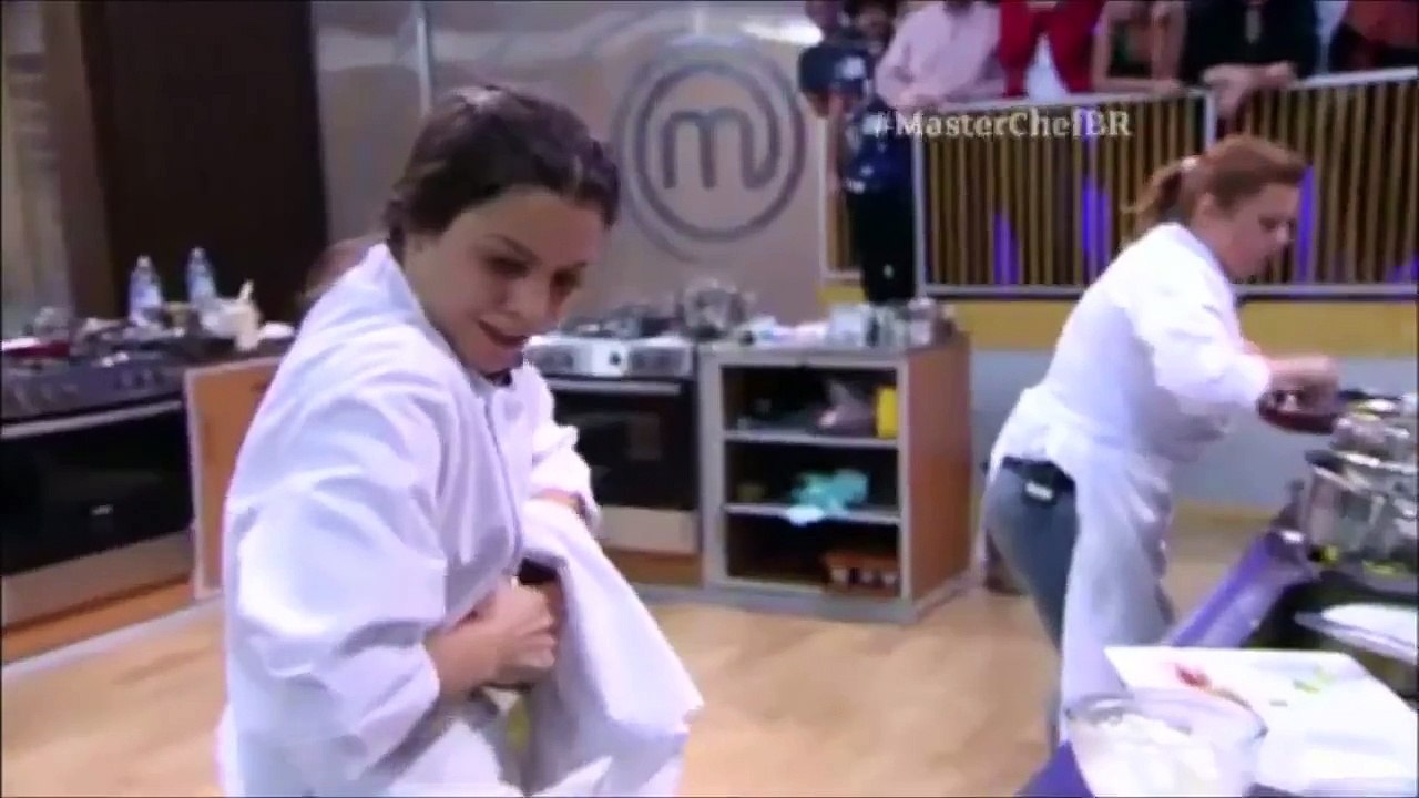 Pai de Elisa vira héroi após abrir pote no MasterChef