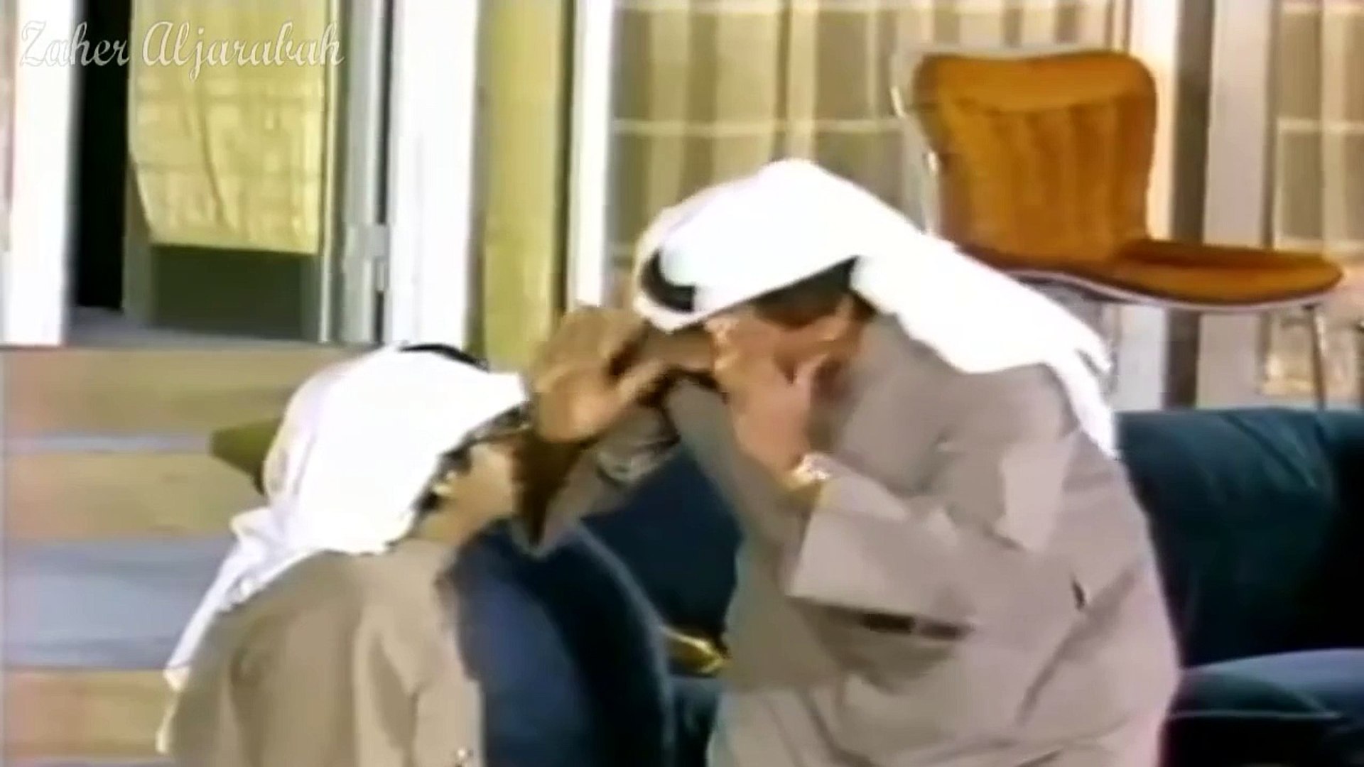 مسرحية ممثل الشعب (1985) مشهد إعداد مرشح لمجلس الأمة - تمثيل : خالد النفيسي  - سعد الفرج - video Dailymotion