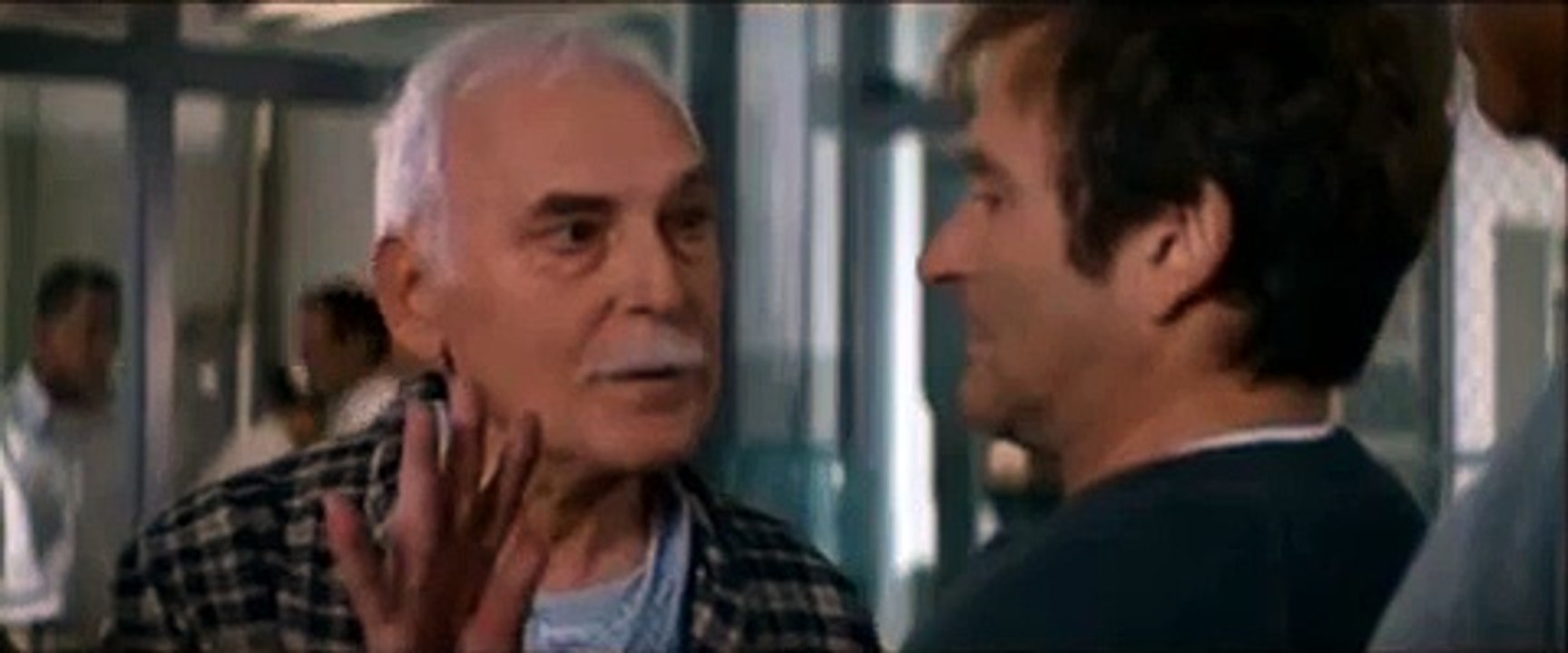 Patch Adams Finger Scene