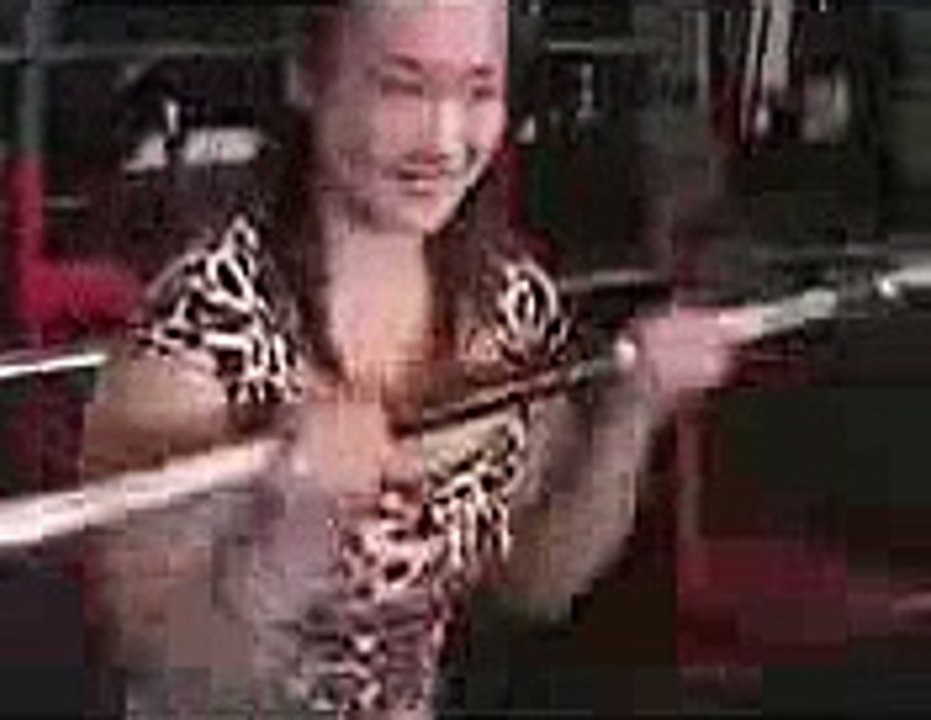 Asian FBB Workout Flex