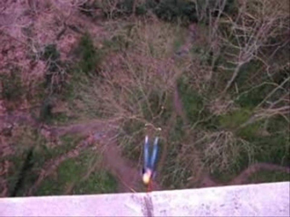 Clip_saut_Adrien_viaduc