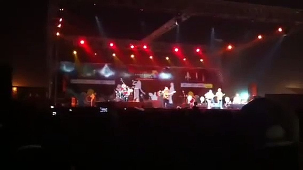 Ruk ja re bande-live performance by Indian ocean band