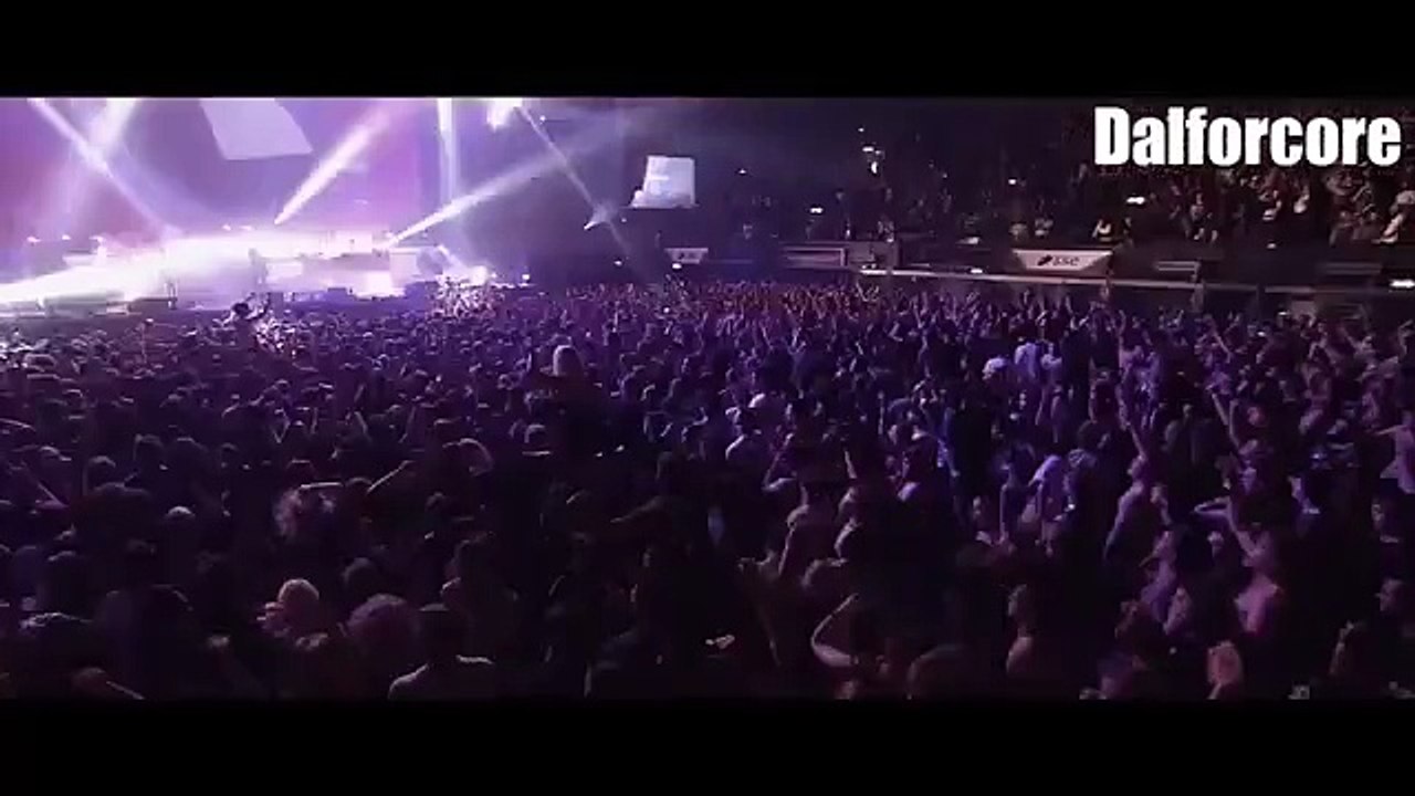 Bring Me The Horizon-live at wembley-Can You Feel My Heart-sub esp