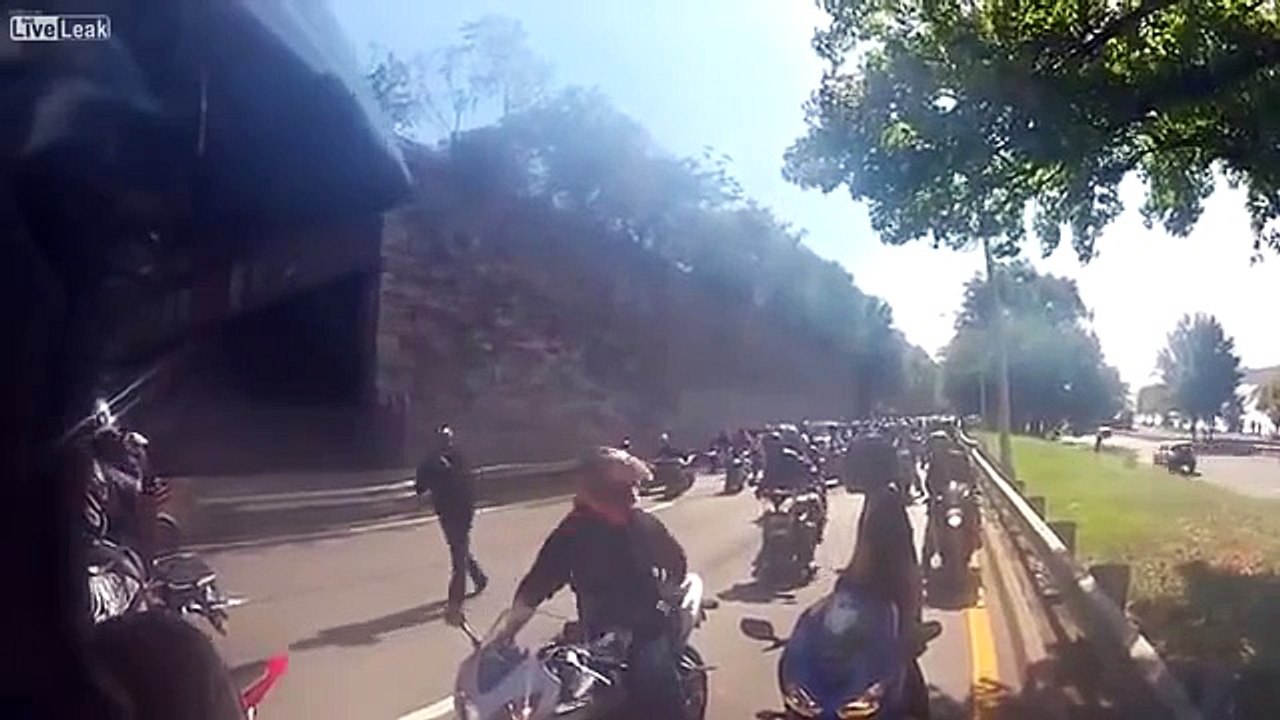 Range Rover VS Biker Gang - NYC Road Rage [FULL]