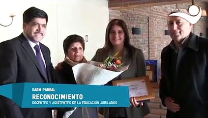 Reconocimiento Docentes y Asistentes de la Educación Jubilados