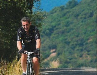 Sarkozy compare la politique avec le vélo - ZAPPING ACTU DU 17/07/2015