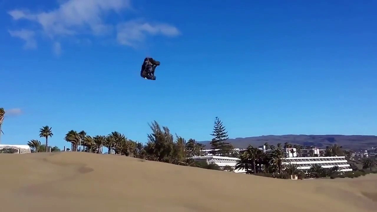 Traxxas Slash VXL in Maspalomas dunes. Playa del ingles. Gran Caranria. 2014