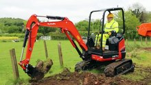Kubota's U27-4 mini-excavator - product walk around