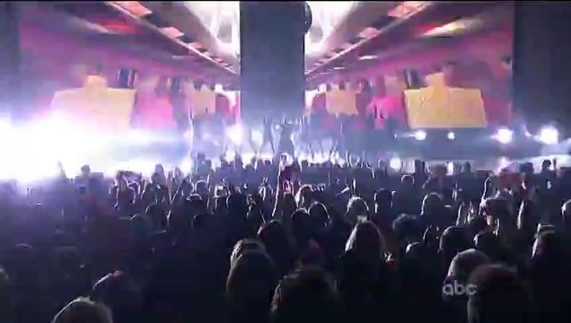 Gangnam Style - PSY ft. MC Hammer [American Music Awards 2012] HD FULL