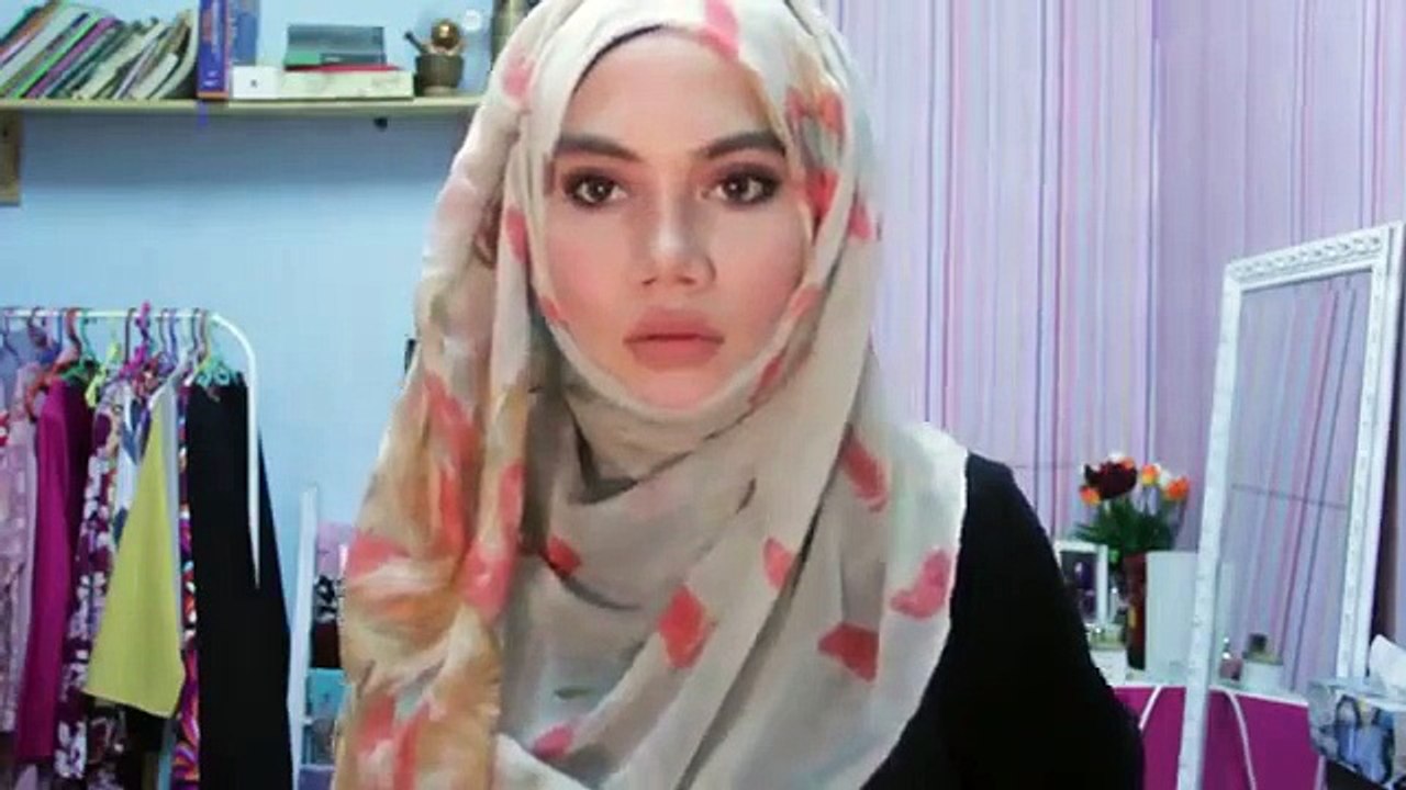 3 Simple Daily Hijab Tutorial | Puteri Damia