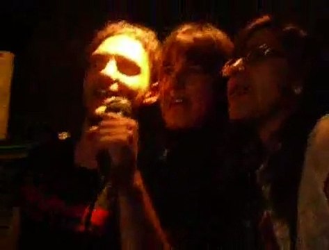 Héroes Silencio - Entre dos tierras AlmodoBar, Barcelona