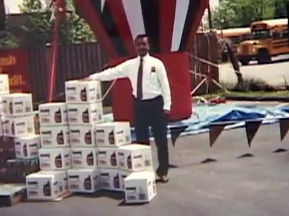Successful Immigrant Gives Back to Home Country