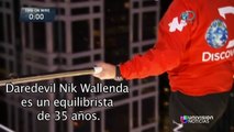 Nik Wallenda rompe dos récords cruzando 2 rascacielos en Chicago