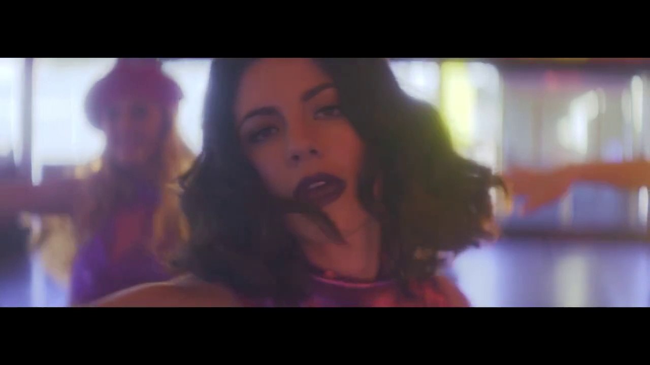 Marina And The Diamonds  -  Blue    2015