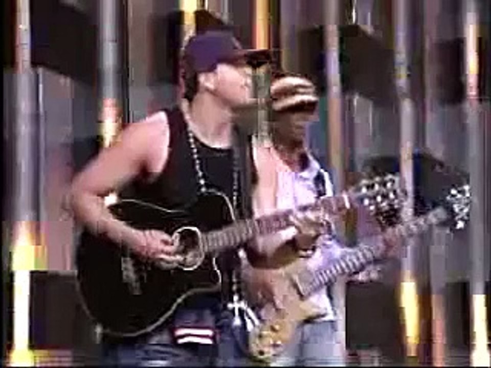 ASTRO - GRUPO EMOCIONA A  MAIS