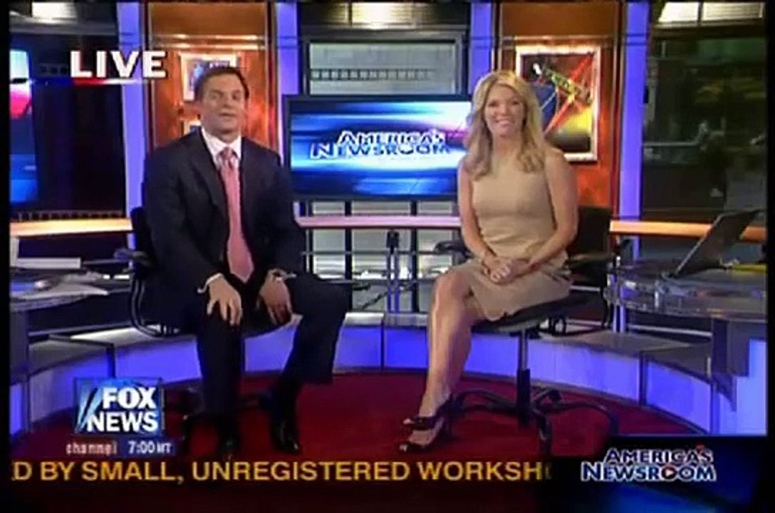 Megyn Kelly Tight Dress Legs