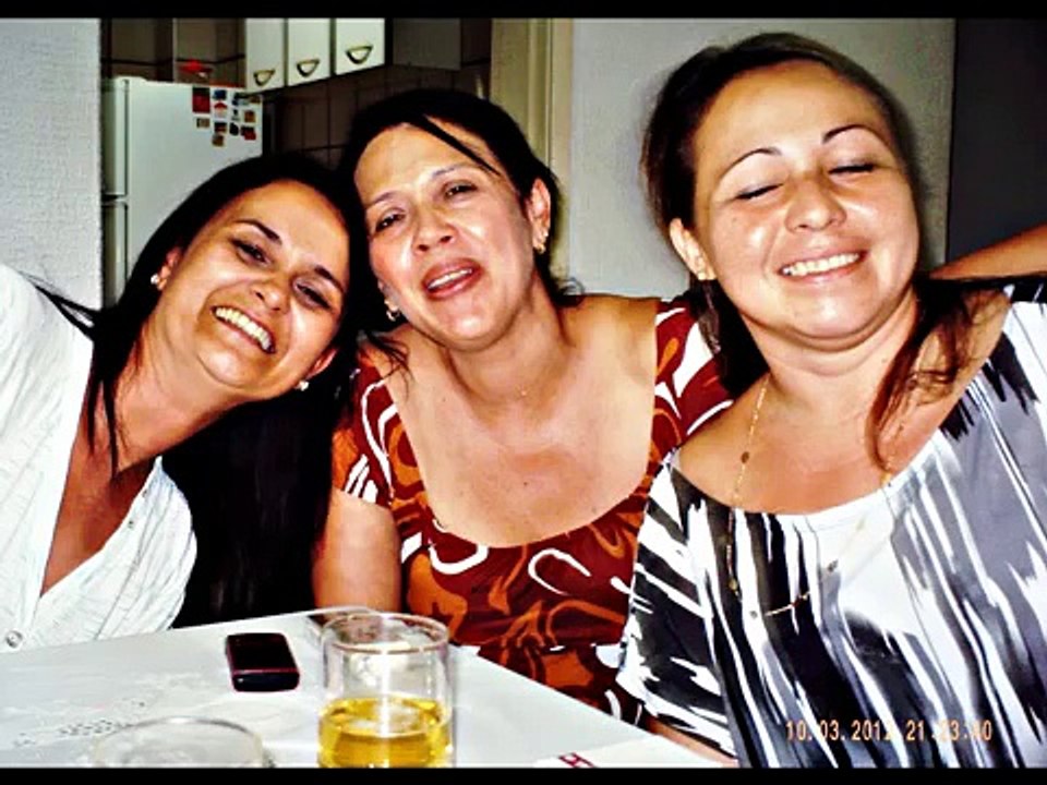 HOMENAGEM A AMIZADE