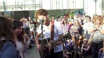 Singing Heart's on Fire with Passenger busking in Santa Monica