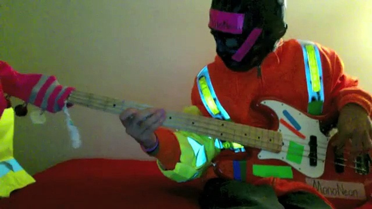 MonoNeon: "Give It Up Turn It Loose" - Tyrone Davis