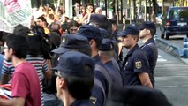 Merkel a Madrid - Manifestación en la castellana y embajada alemana