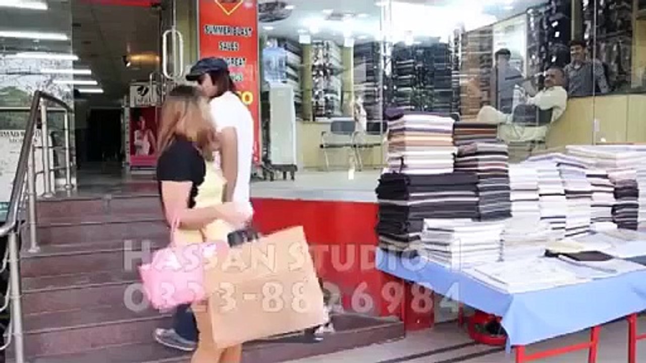 Kit kat talcum powder - Funny Pakistani Ads