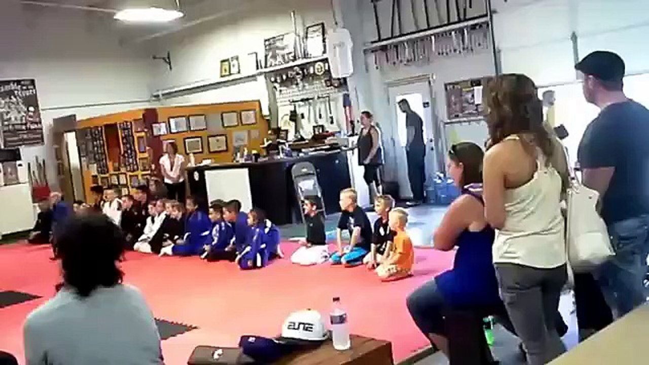 blaze kids 2015  warming up the lungs! THE BLAZE WAY