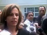 Primera Dama ofrece apoyo a familiares de víctimas de masacre en Mejicanos.