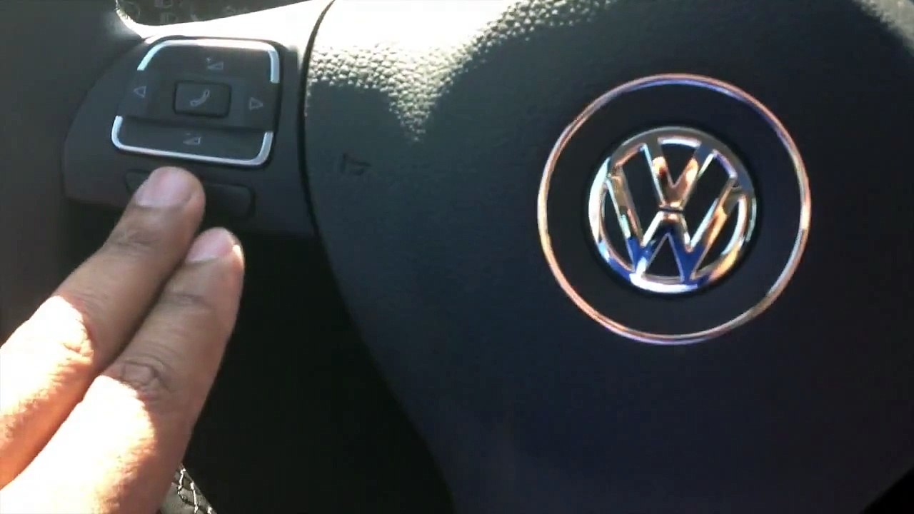 Why are my voice commands not working in my Volkswagen?