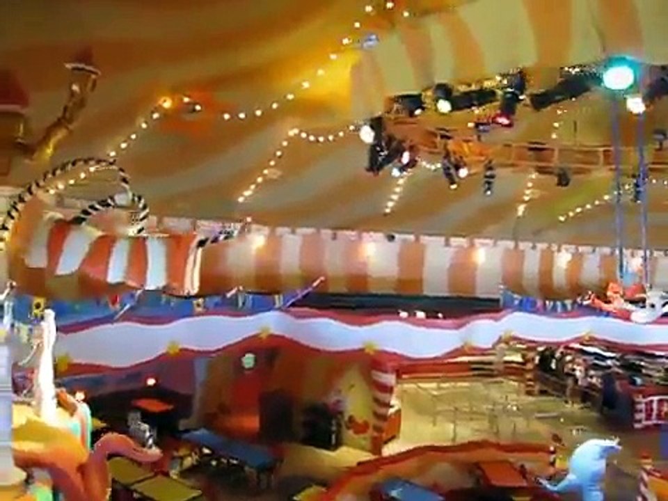 Universal Studios dr.Seuss ride