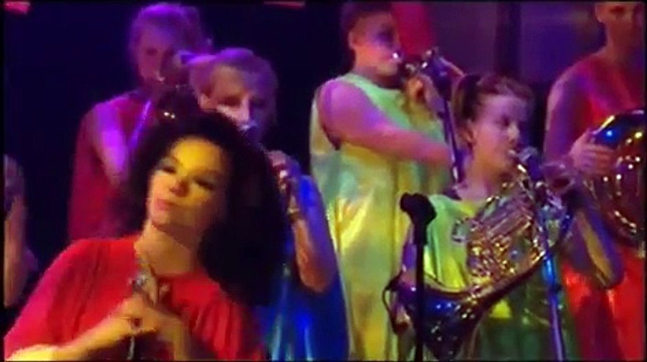 Björk - The Anchor Song (Later with Jools Holland) [HQ]