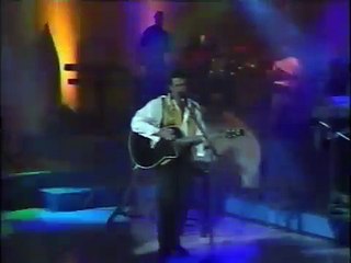 Eduardo Capetillo / Me Tienes