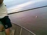 Pescaria de Bóia Louca no Rio Ibícui.3gp