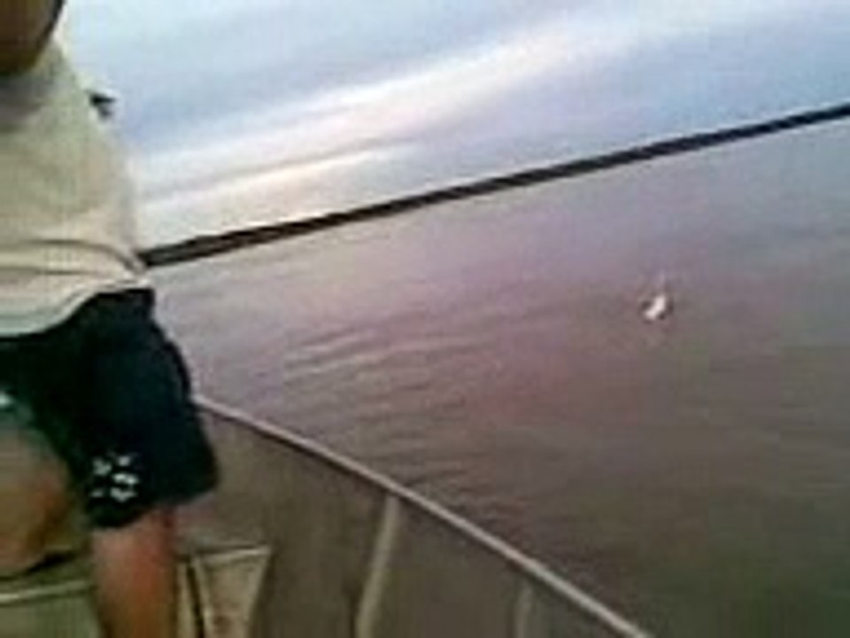 Pescaria de Bóia Louca no Rio Ibícui.3gp